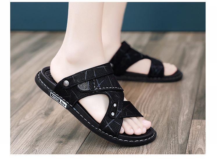 Product Introduction of Men's Sandals Summer Soft Sole Non-Slip Beach Shoes Driving 2025 New Breathable Driving Dual-Use Wear-Resistant Slippers 15