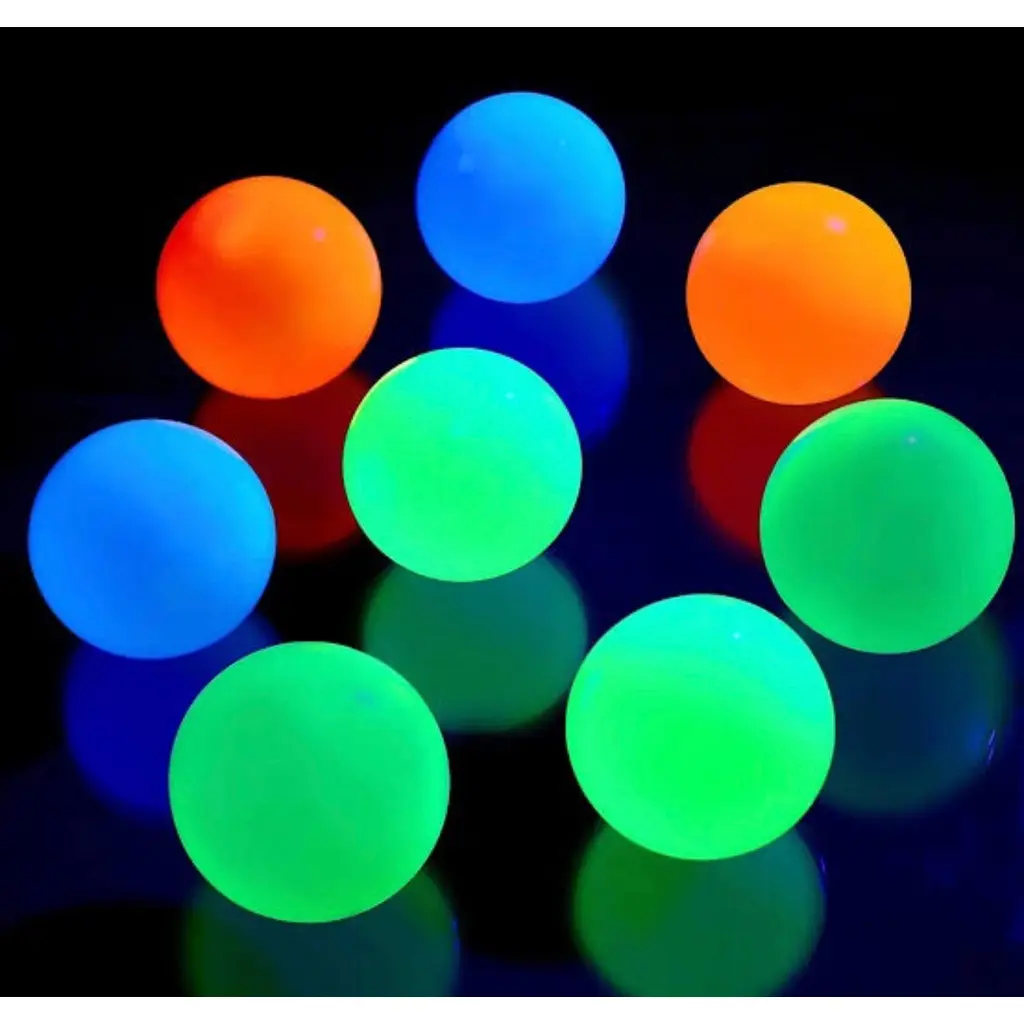 4 CM GLOW IN THE DARK RANDOM