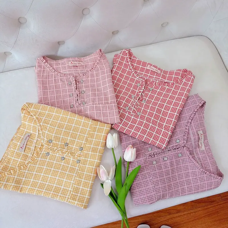Bộ mặc nhà 6 khuy cổ nhún bèo xinh chất thô kẻ lông mềm. 1