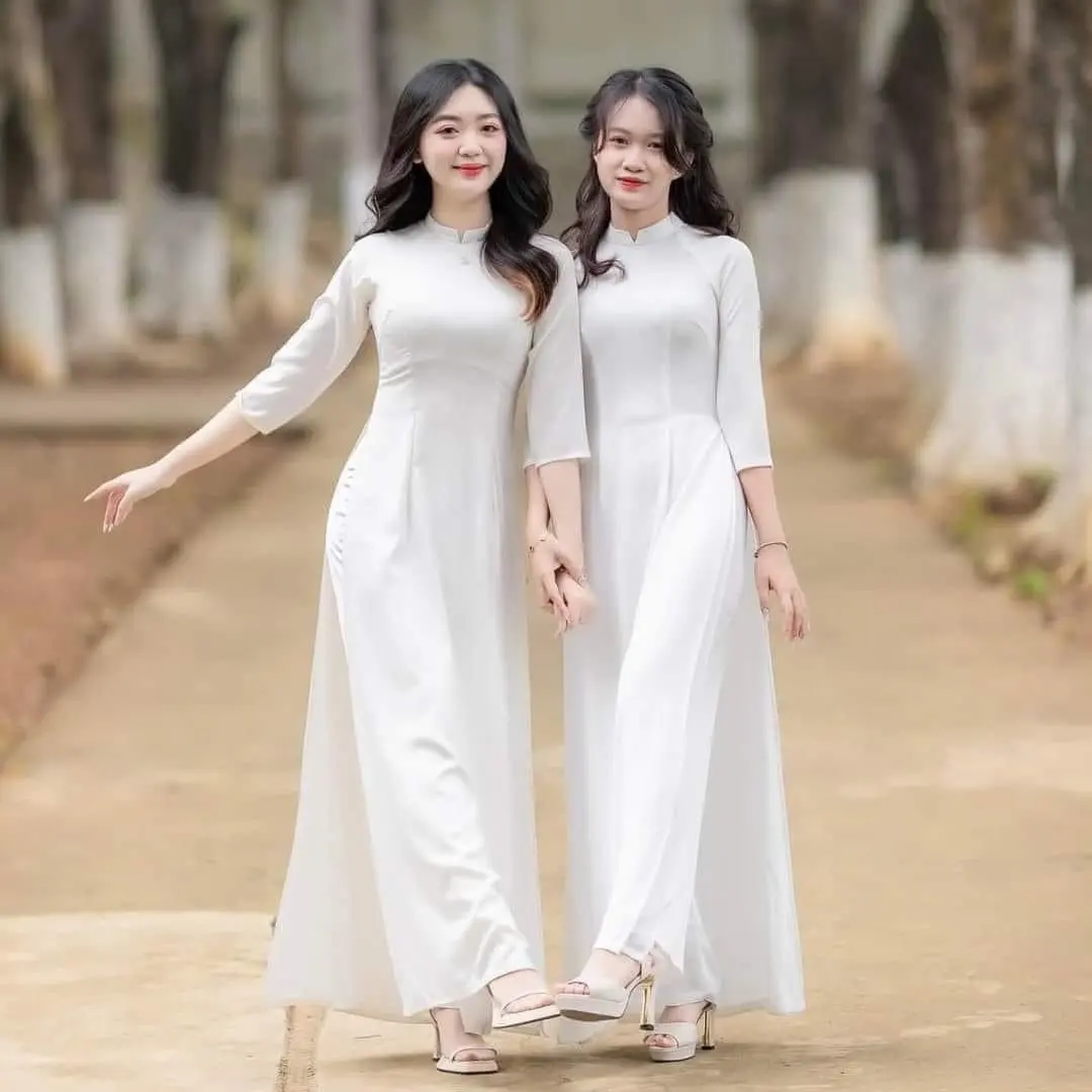 Áo trắng học sinh truyền thống