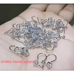 Anting monel Desi permata diamon anak 4mm