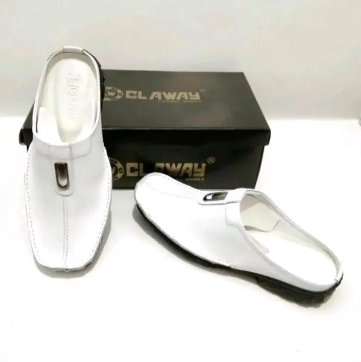 Sendal Slop Pria/ Sepatu Sandal Bustong Cowok Pria Putih 0