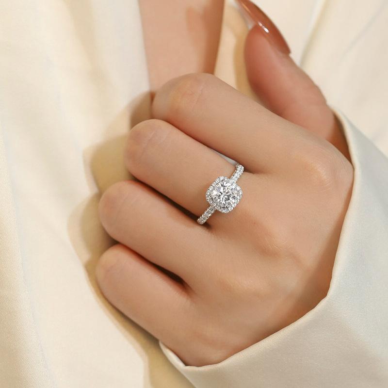   Nhẫn mặt vuông -Trang sức bc925 phụ kiện thời trang sang trọng  quà tặng sale  