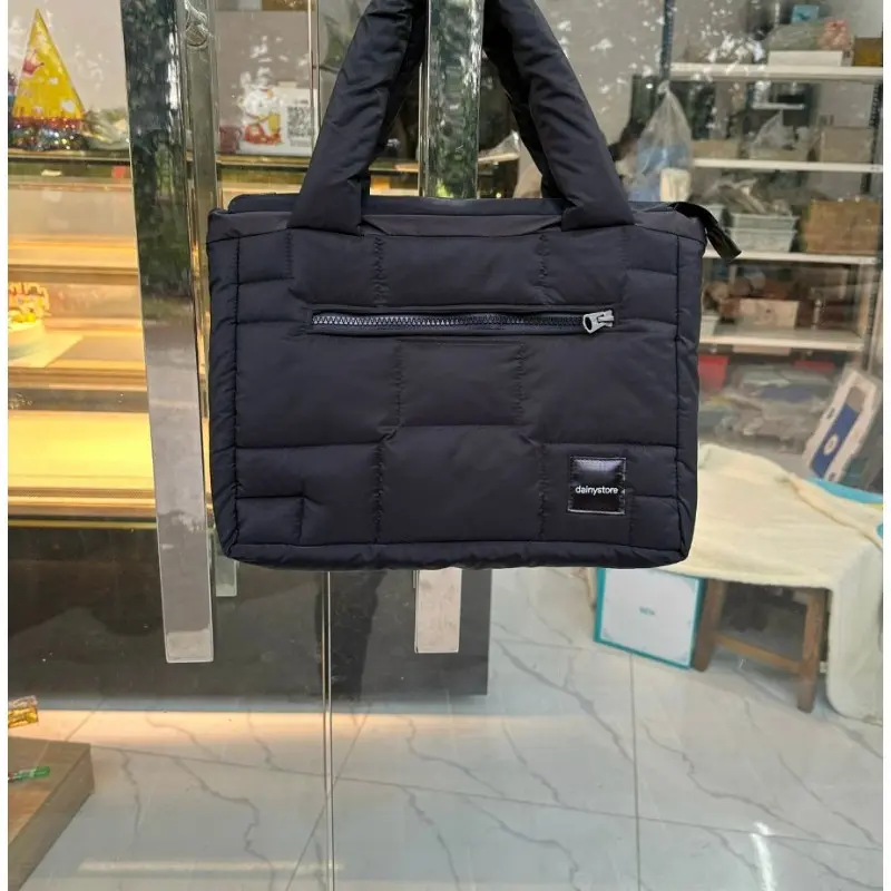 túi  tus tote chống  sốc   để vừa  laptop 15.6 inch Bag Phone 2