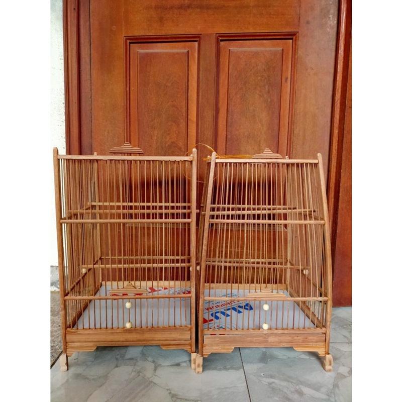 Khung lồng chim Hút Mật, Vành khuyên chất lệu trúc già xử lí kícḣ thước 23,5x23,5x38cm kèm phụ kiện giá rẻ