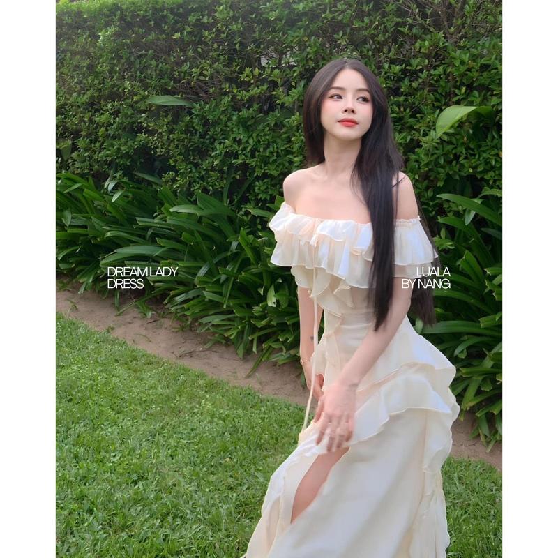 BIGSIZE HIẾU HIẾU (55-95KG) - Váy maxi đi biển trễ vai phối bèo tua rua nàng thơ điệu đà D308