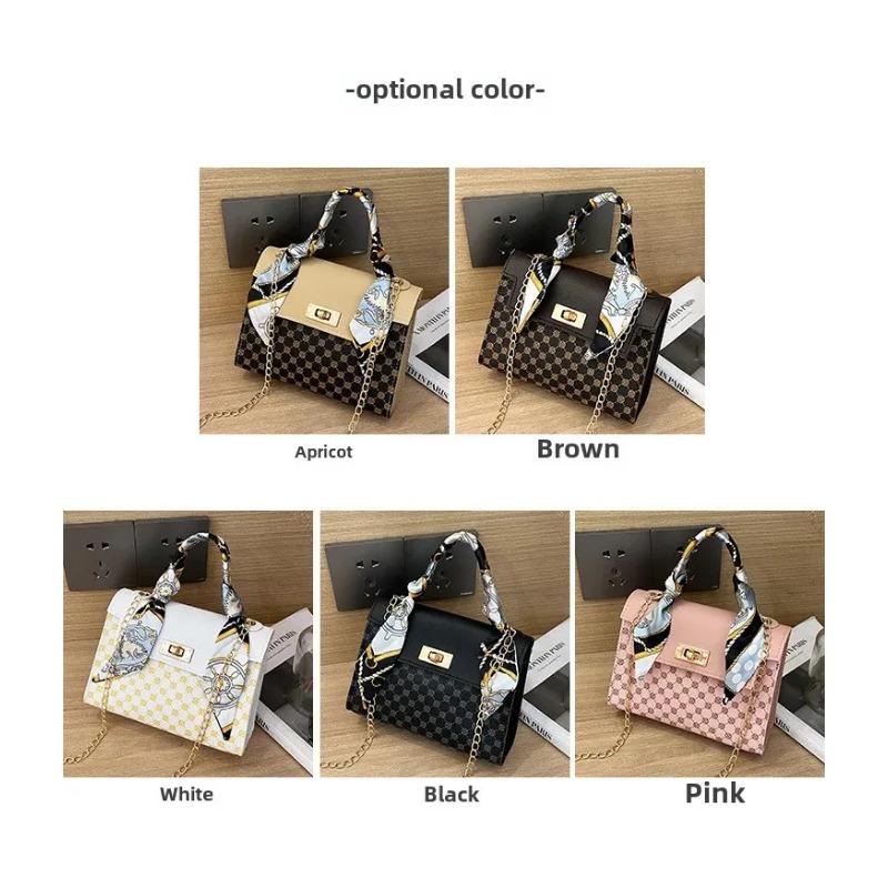 Product Introduction of กระเป๋าสุภาพสตรี, อินเทรนด์, สไตล์ลำลอง, การพิมพ์, หัวเข็มขัดล็อค, โซ่, ผ้าพันคอ, กระเป๋าสะพายข้าง, กระเป๋าสี่เหลี่ยมเล็ก 3