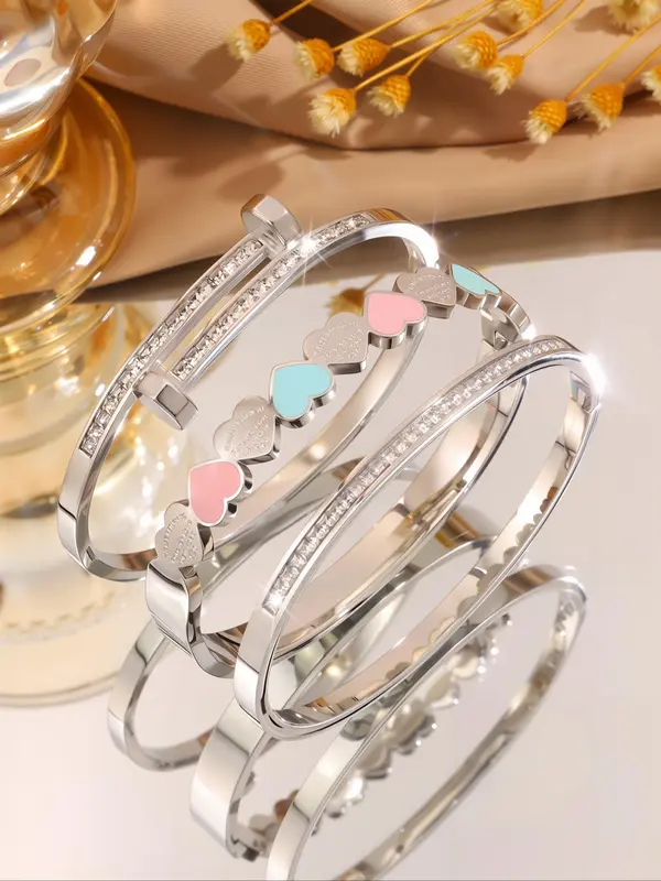 Elegant and Fashionable Classic Bracelet Combination, Stainless Steel Fashionable Niche Design, Suitable for Daily Wear and Gift Giving 8