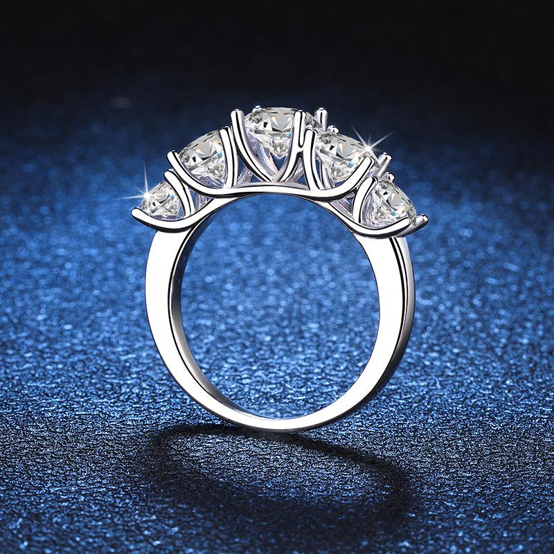 European & American Style S925 Sterling Silver Ring For Women D Color Moissanite Stackable Ring High Sense 3.6 Ct Moissanite Ring 1