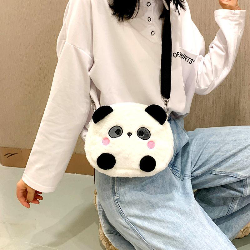 Túi Nhồi Bông Hình Gấu Trúc Dễ Thương, Dành Cho Nữ, Hàng Mới Về Mùa Thu Và Mùa Đông, Túi Lông Hoạt Hình, Túi Đeo Vai, Túi Đeo Chéo, Túi Nổi Tiếng Trên Internet, 2024 3