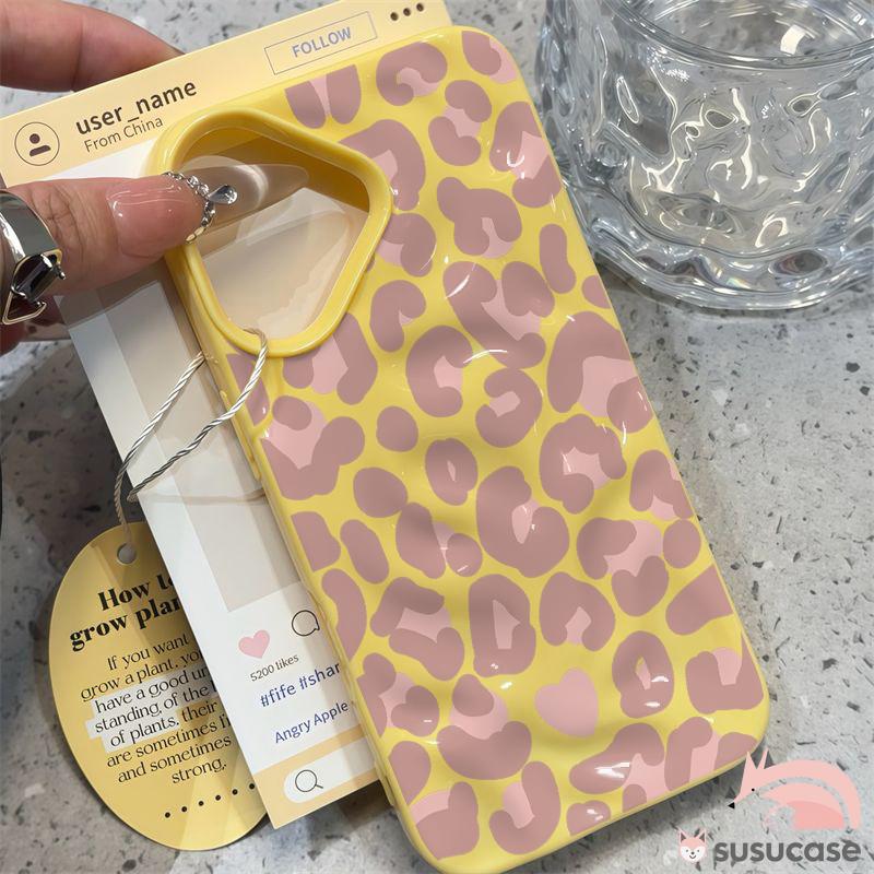 Case HP Untuk Realme C63 C31 C51 C33 C55 C53 C35 C30 C25 C12 C25S Note 50 60 C21Y C25Y C21 C20 C11 C20A C15 7i 5 5i 5S 6i C3 C17 Sweet Pink Leopard Print Gelombang Ruffle Air Mengkilap Soft Cover Case HP Untuk Realme C63 C31 C51 C33 C55 C53 C35 C30 C25 C12 C25S Note 50 60 C21Y C25Y C21 C20 C11 C20A C15 7i 5 5i 5S 6i C3 C17 Sweet Pink Leopard Print Gelombang Ruffle Air Mengkilap Soft Cover