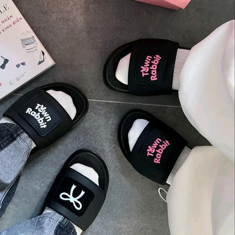 Dép Rabbit Town Quai Ngang Nam Nữ Kiểu Dáng Hàn Quốc Cao Cấp 'hot' Slipper Đế Bằng DéP Dép Lê
