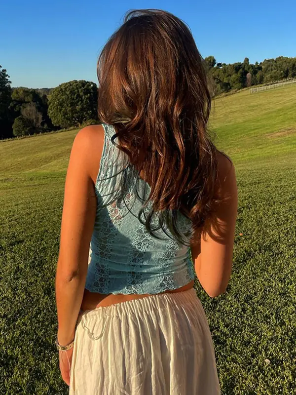 Women's Solid Color Halter Neck Lace Top, Fashion Casual Tank Top for Daily Outdoor Wear, Ladies Clothes for Summer 1