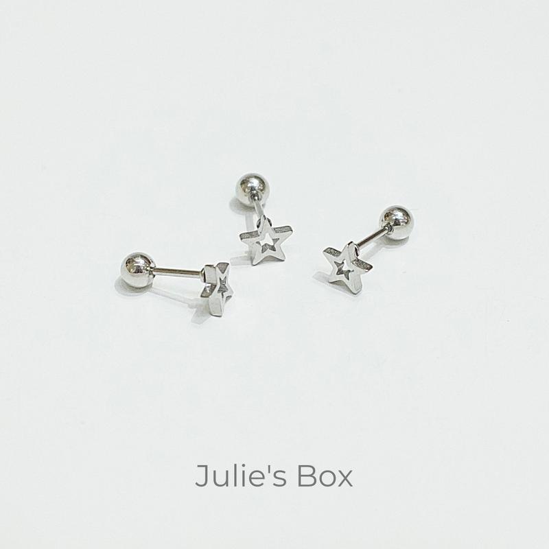 [1 Chiếc] [BẤM] Khuyên tai Unisex Ngôi Sao Rỗng Nhỏ Màu Bạc Không Gỉ Sét Không Ngứa Không Đen Julies Box 66 8