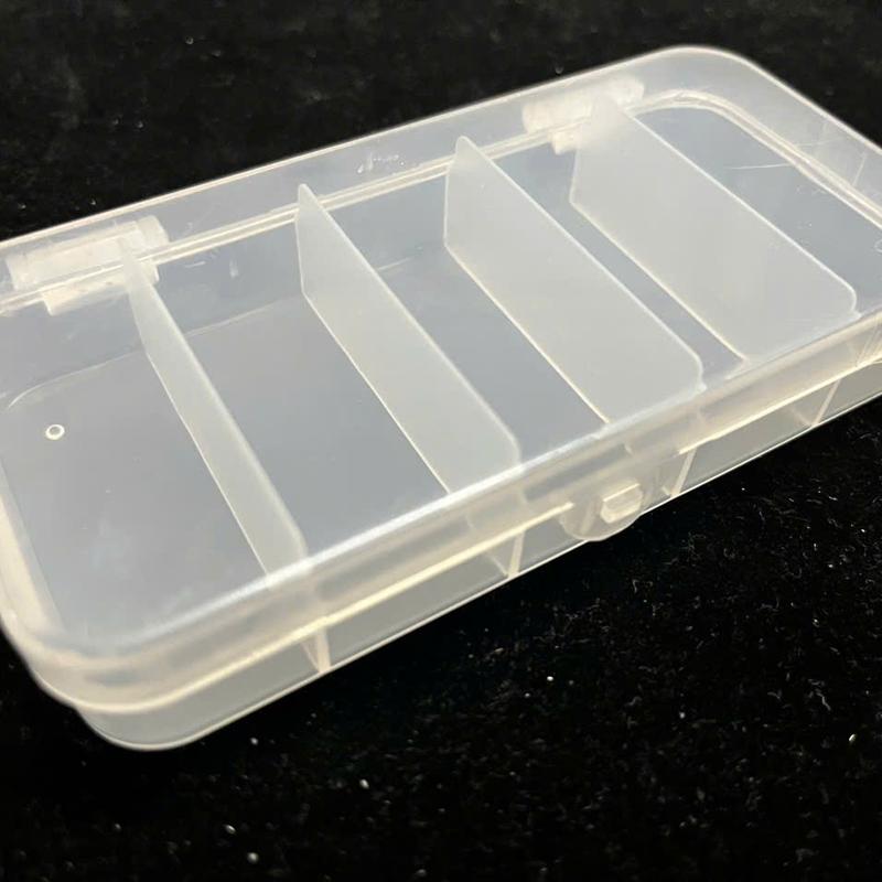  Hộp nhựa 5 ngăn mềm - mượt - dày - bền - Trong suốt dễ biết chứa gì bên trong hơn  có 3 size nhỏ trung lớn  Chứa Mồi giả - lưỡi - Thẻo - Nho  phụ kiện v.v . Fishing Phụ kiên câu cá . 