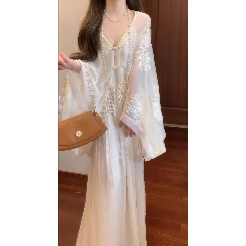 Bộ Váy Sườn Xám Cải Tiến Phong Cách Trung Quốc Mới, Dành Cho Nữ, Ngoại Cỡ, Độc Đáo Và Thanh Lịch, Bộ Trang Phục Mùa Xuân Đẹp, Bán Chạy Tại Cửa Hàng