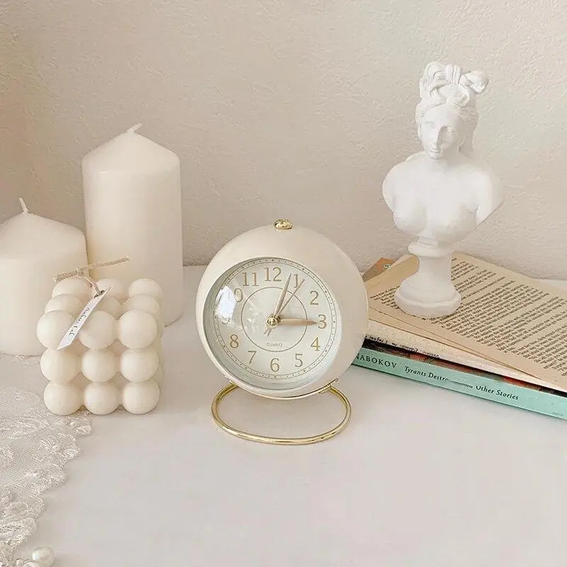 Ins Style Table Retro Alarm Clock Student Bedside Classic Silent Quartz Movement