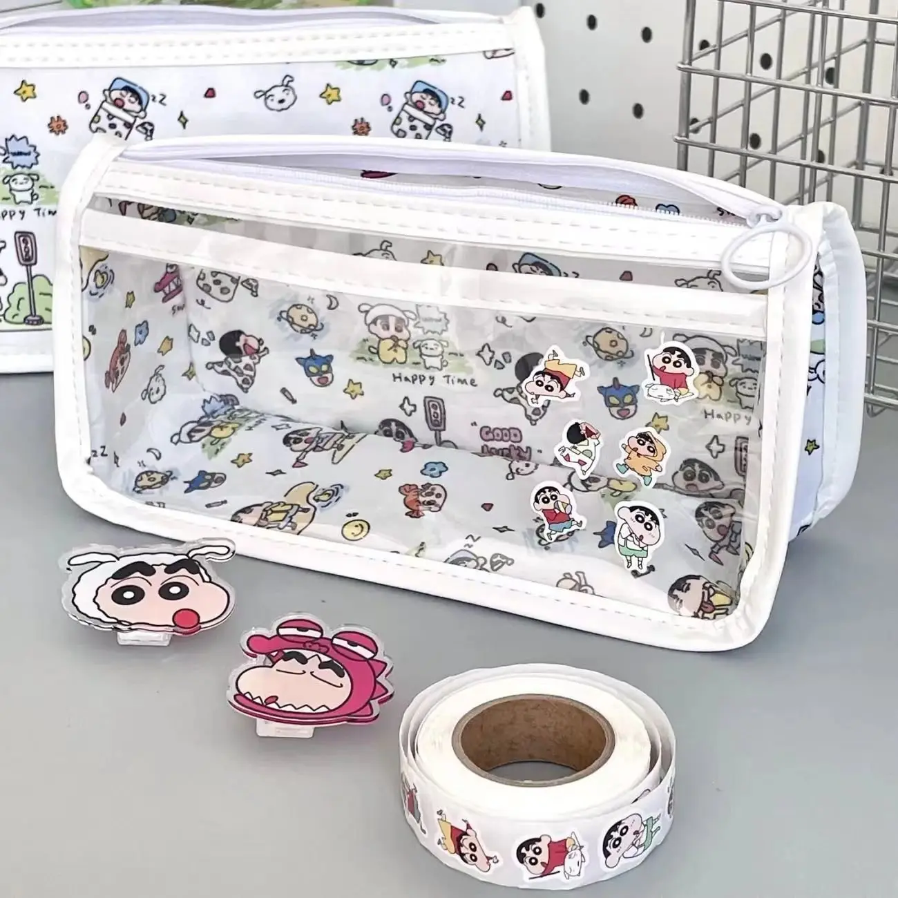 Túi đựng bút, mỹ phẩm, đồ trang điểm trong suốt họa tiết nền caro, capybara, Shin HBTCARO3 hộp bút  hello kitty