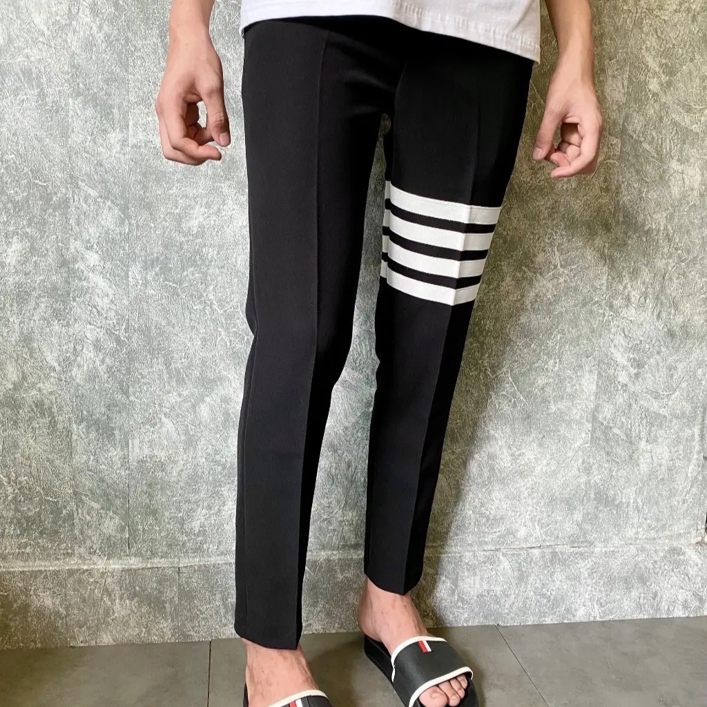 Quần vải đen 4 kẻ cho nam, chất tăm lì giặt máy thoải mái không lo bai xù. Pants