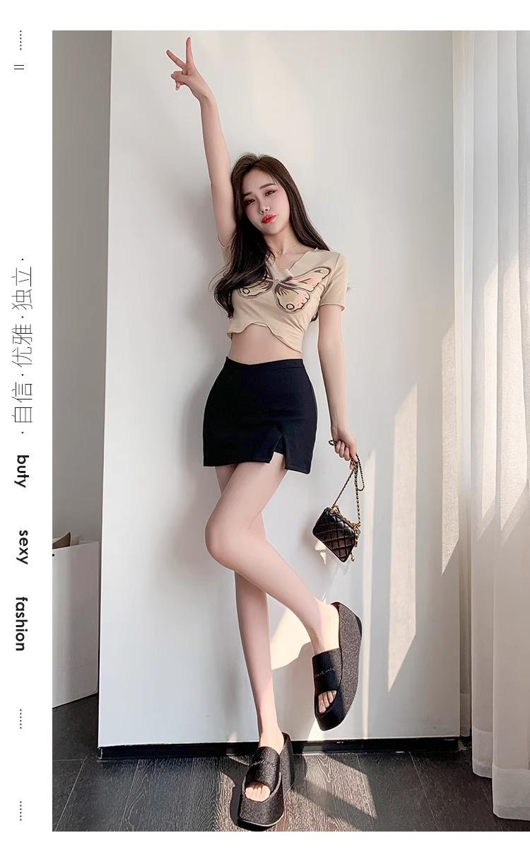 Product Introduction of Black midi skirt for women, spring new style, sexy and sexy girl, high waist, tight fitting, hip hugging skirt, pure desire style, A-line ultra short skirt 13