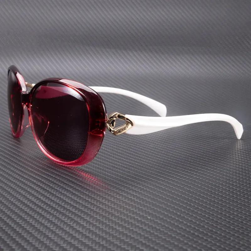 Kapvoe Sunglasses Fashion Retro Sunglasses Luxury Design UV400 Shades Eyewear Women Goggles Men Women Casual Glasses