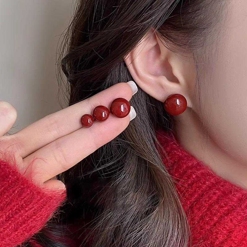 Product Introduction of Ankela Red Steamed Bread Pearl Stud Earrings for Women Light Luxury Minority Simple All-Matching Graceful Bread Bead Beanie Earrings Earrings 27
