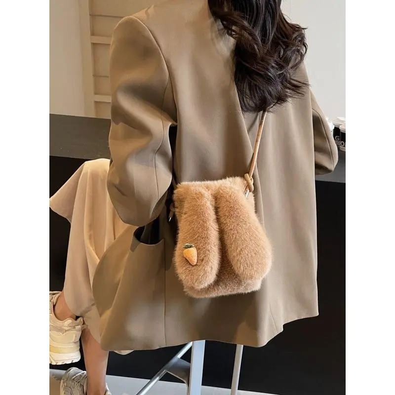 Túi Đeo Chéo, Thiết Kế Độc Đáo Cao Cấp, Dành Cho Nữ, Mùa Thu Và Mùa Đông, Túi Nhồi Bông Mới 2024, Cầm Tay, Túi Đựng Điện Thoại Một Bên Vai, Hợp Xu hướng 1
