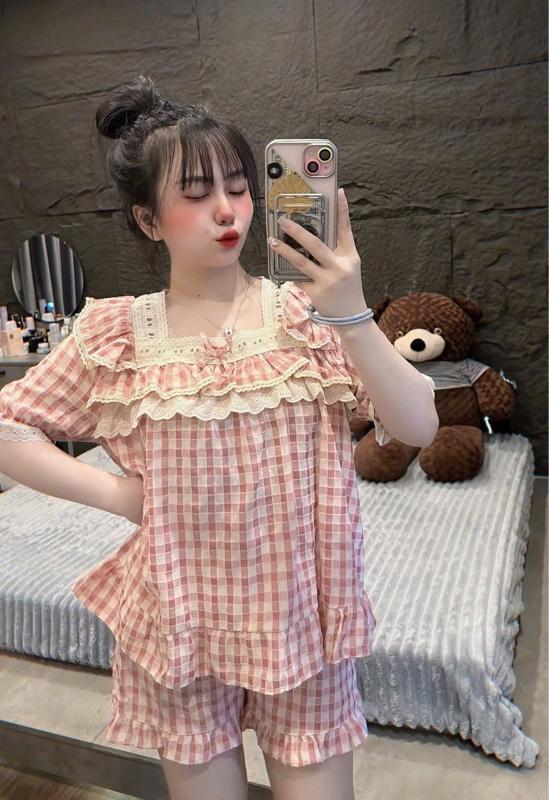 Product Introduction of ￼BỘ PJZAMA ĐÙI KẺ MỀM GÂN THOANG MÁT FREESIZE 40-57kg NỮ 4