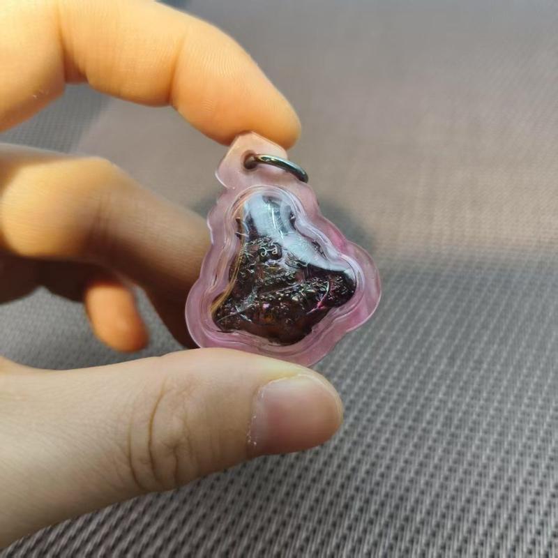 Product Introduction of Thai Pendant Authentic Hanuman Holding Candy Full Scriptures Explosion Color Waterproof Case 38*29 mm 5