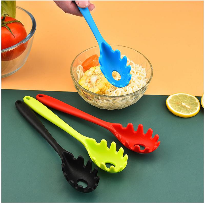 Product Introduction of Long Handle Silicone Noodles Scoop Leaky Spoon Spaghetti Tools Kitchen Accessories Home Sipplies Cooking Tools Gadgets 5