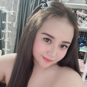 Quỳnh Quỳnh Bigsize