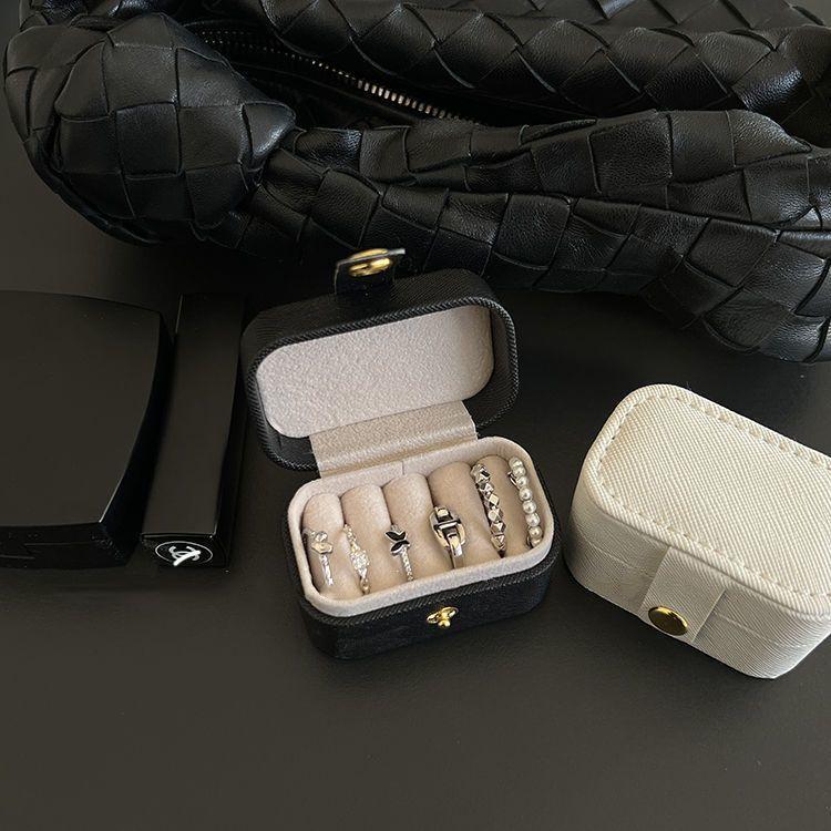 Waterdrop-shaped jewelry box [Portable Storage Box] New model Leather Mini Jewelry Box Portable Travel Earrings Ear Rings Jewelry Storage Box Ring Storage Box 4