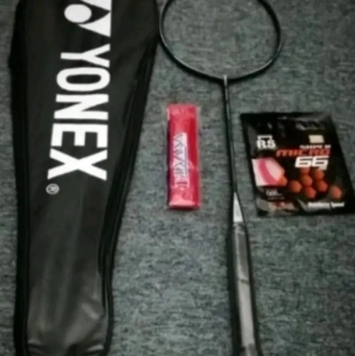 Raket Badminton Carbonex 21