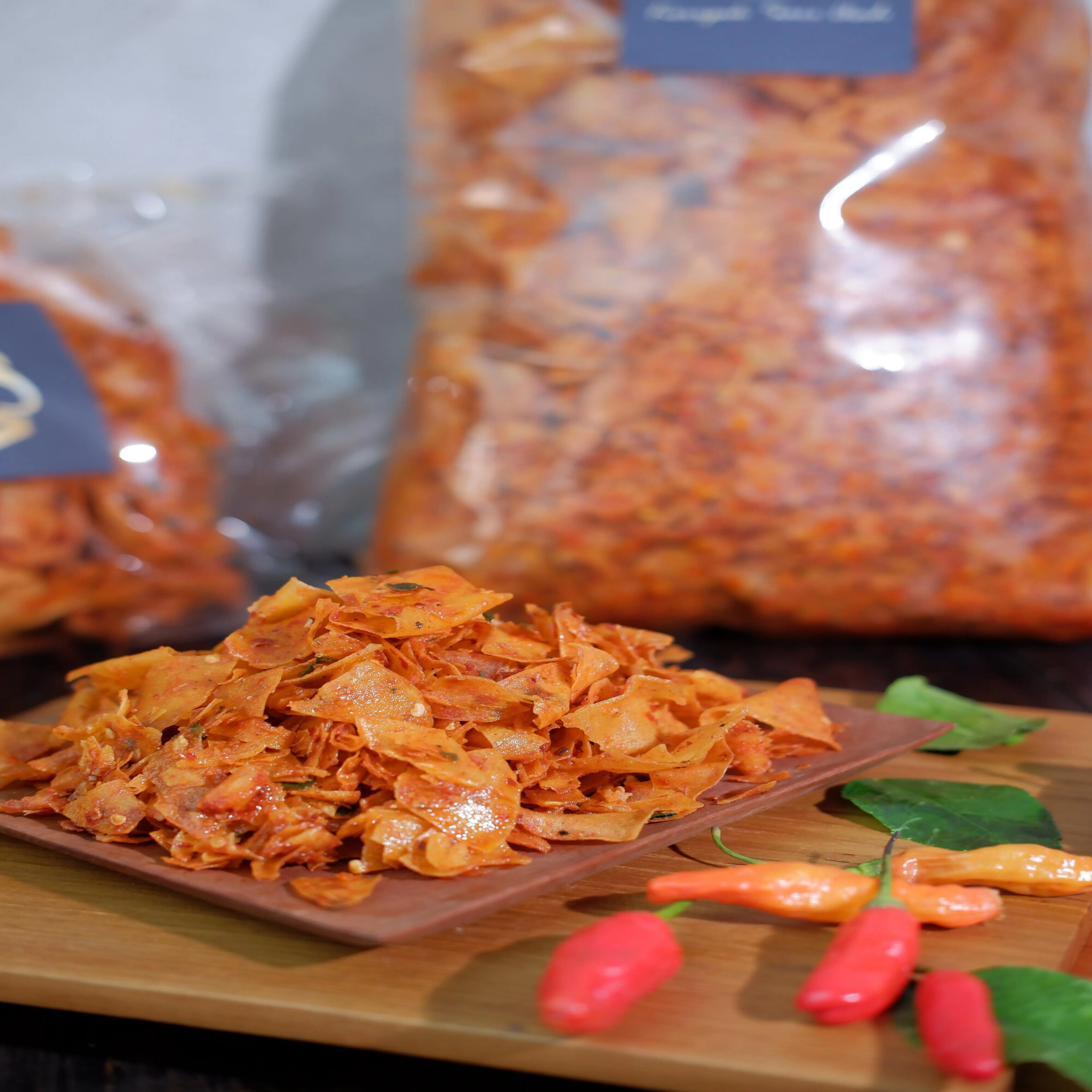1kG keripik kriwil pedas daun jeruk Food Snacks Cemilan Kering Kerupuk snack  jadul