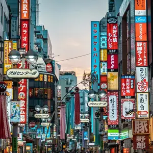 Nghiện Hàng Nhật Bản