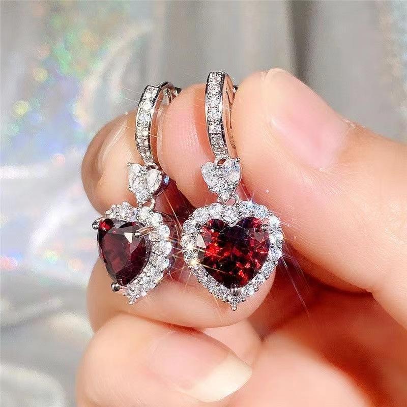 Product Introduction of Xiyin Hot-Selling Ocean Heart Pendant Necklace Beautiful Light Luxury Niche Ring Earring Set Summer Clavicle Chain 16
