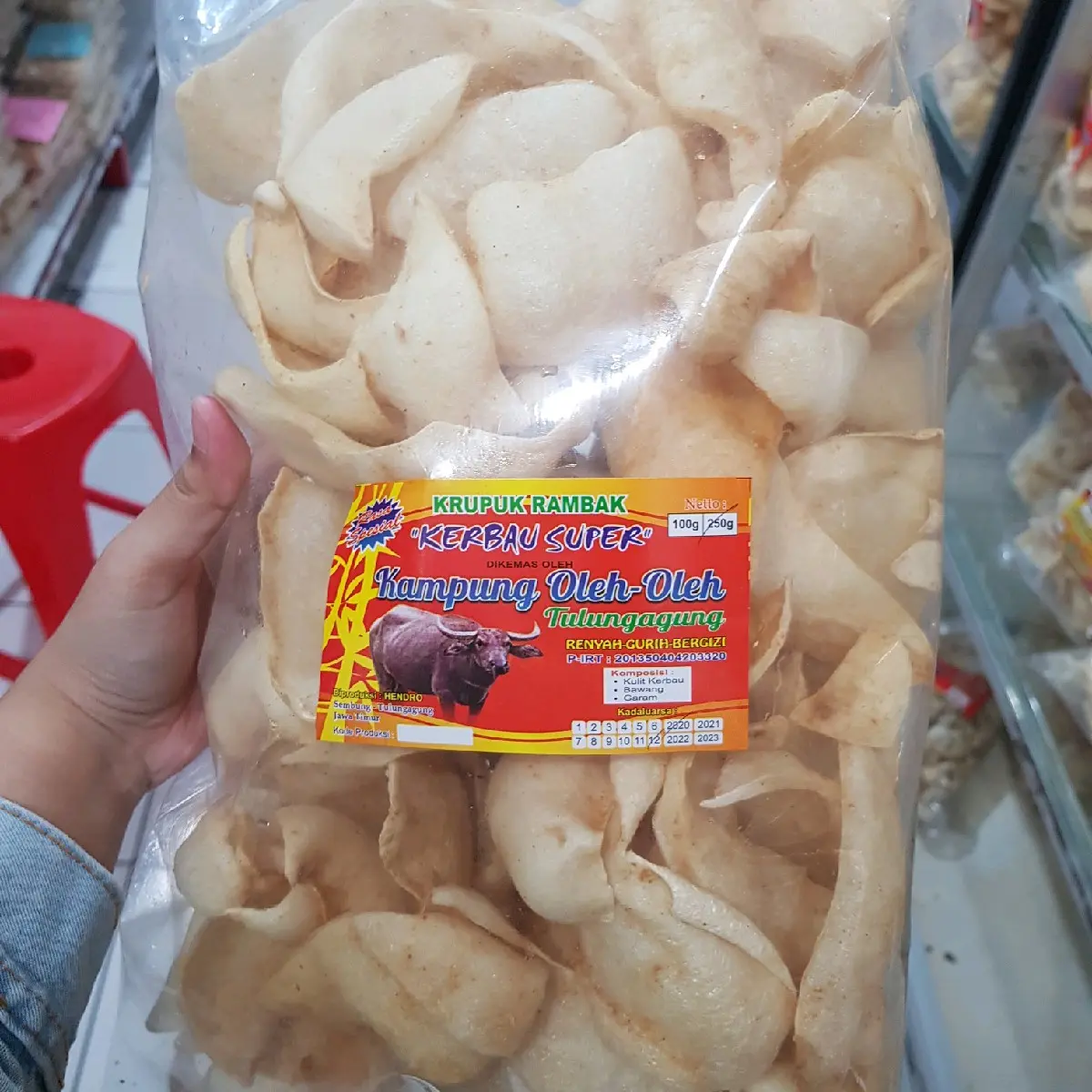 KERUPUK RAMBAK KERBAU SUPER KHAS TULUNGAGUNG JAWA TIMUR Krupuk
