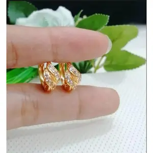 PERHIASAN WANITA ANTING JEPIT TITANIUM MOTIF SIMPEL TERBARU  ANTI LUNTUR
