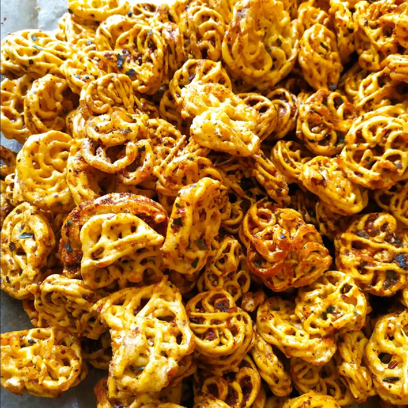 Seblak Kering Rafael Viral pedas, (1 kg) Cemilan Kering Kerupuk Food Snacks Pedas Snack Makanan Keripik mawar bantat Krupuk 3