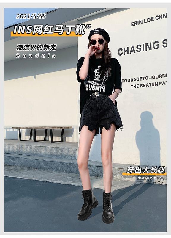 Product Introduction of New Martin Boots 2024 New Female Student Korean Winter Thick Bottom Fleece-Lined Warm British Style Western Style Female Comfortable 2