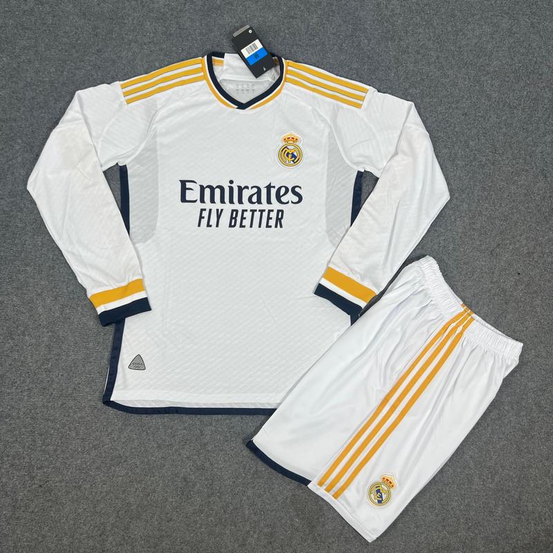 Bộ Quần Áo Bóng Đá CLB Real Madrid - Dài Tay - Loại Cao Cấp - Vải Thái Mềm Mịn Cao Cấp - Thoáng Mát - Thấm Hút Mồ Hôi Tốt