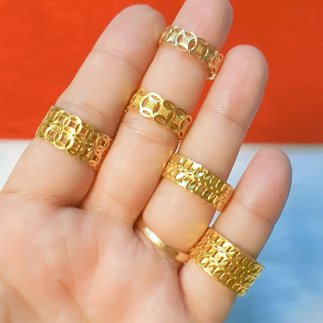 Nhẫn đồng kim tiền và mẫu lưới màu 610 và 750