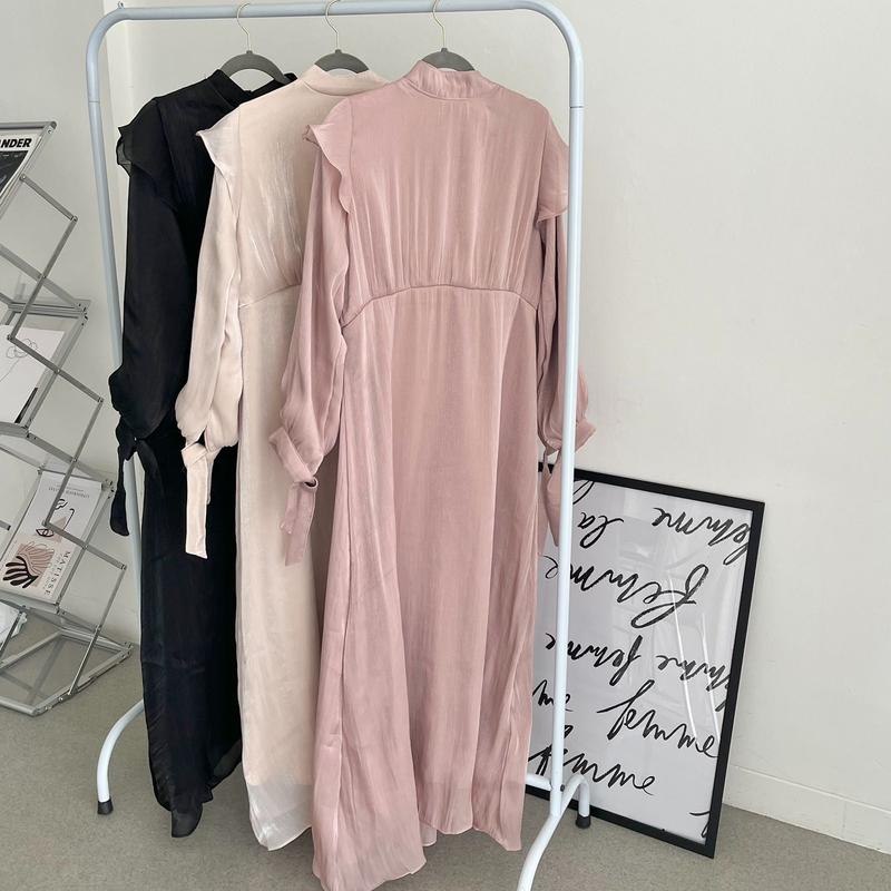 SLAVINA SHIMMER DRESS by BOONAA.ID Casual Fit 0