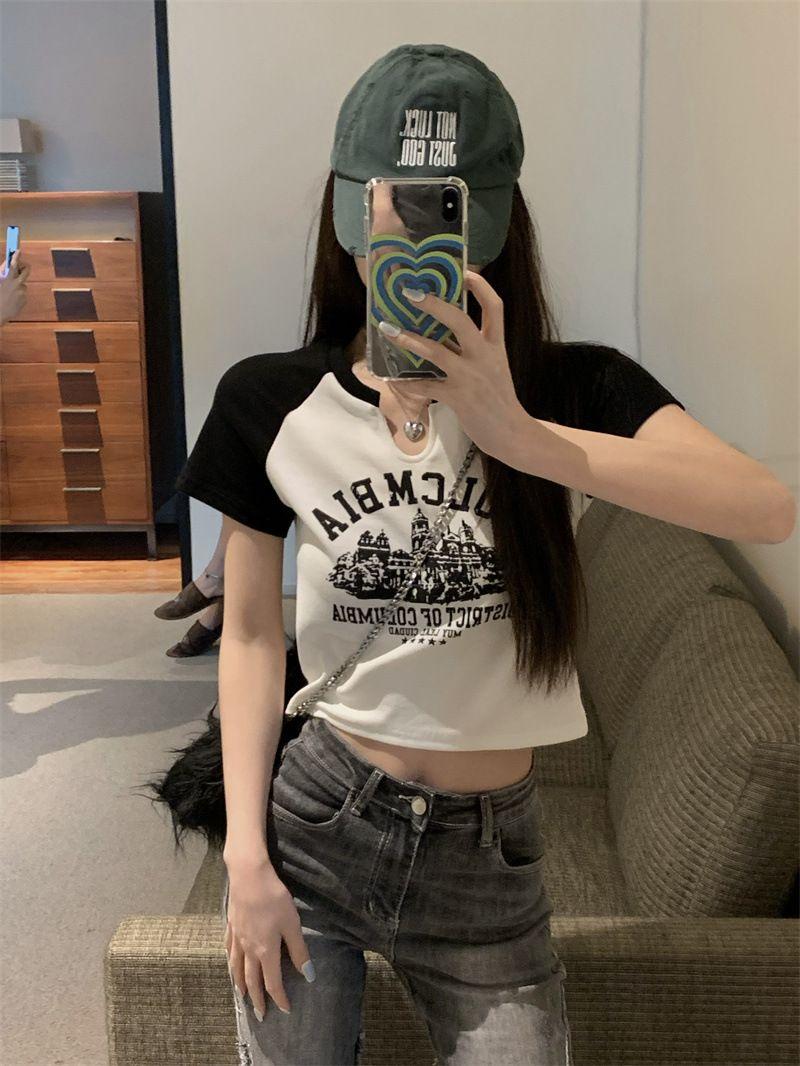 Product Introduction of Trendy V-Neck Short Sleeve T-Shirt for Women Spring Summer 25 Styles Sweet and Spicy American Retro Design Short Student Top Fashion 19