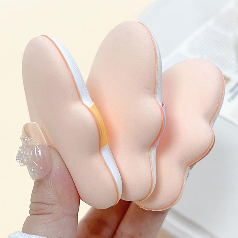 Product Introduction of 1Pc Soft Cartoon Cute Mini Powder Puff Suitable for Applying Foundation Concealer Powder Puff Wet and Dry Sponge Makeup Puff 20