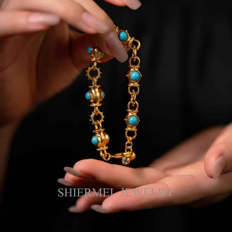 Product Introduction of Qingdao Mid-Ancient Vintage Series Double-Sided Three-Dimensional Turquoise Retro Gold-Plated Ins Court Niche High-Grade Bracelet 0