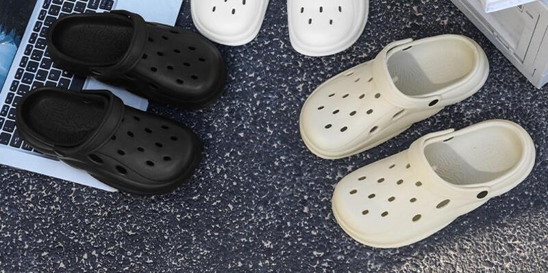 Product Introduction of Couple Hot Sale Brand Clogs Men Sandals Casual Shoes EVA Lightweight Sandles Unisex Colorful Shoes for Summer Beach 2