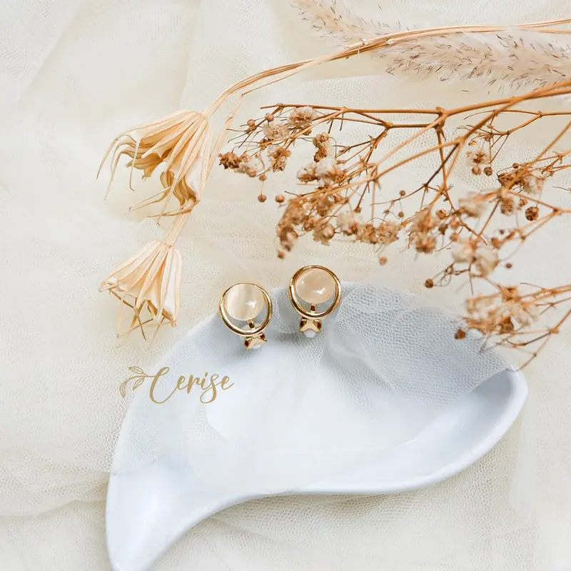 Claurensia Earrings | Anting jepit tanpa tindik korea aksesoris wanita korean style trendy stylish 2