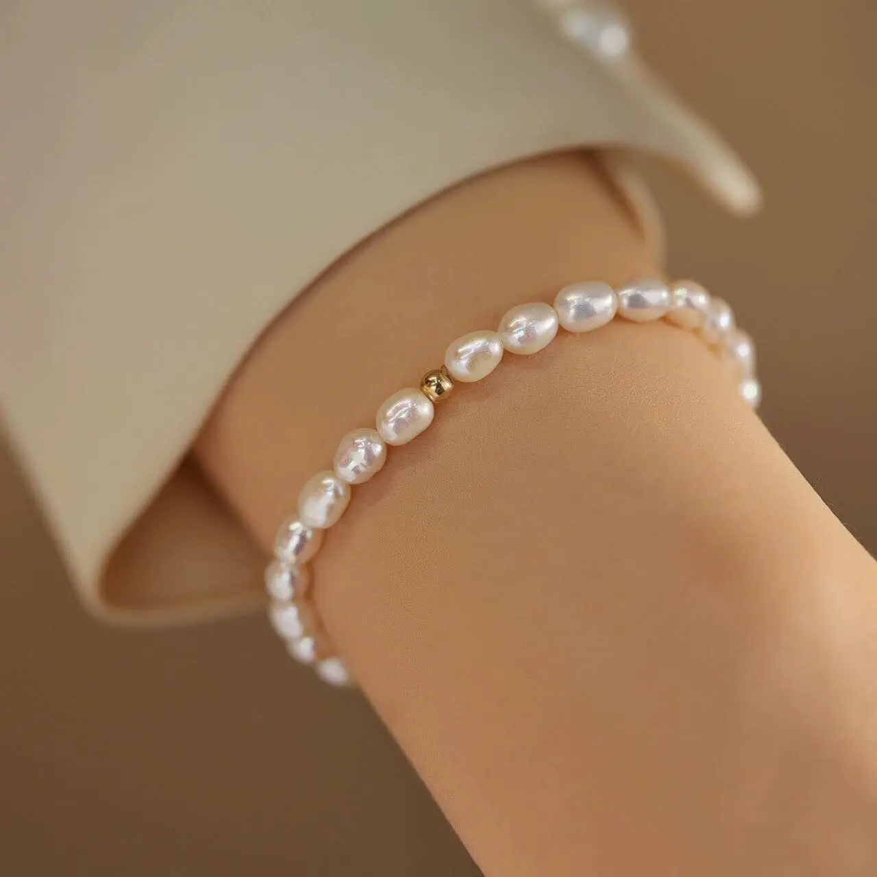 Vòng tay ngọc giọt nước 6mm