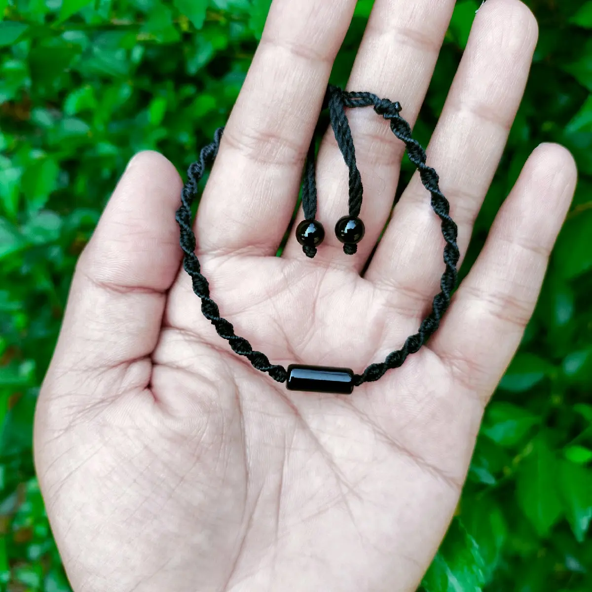 Gelang tali macrame black onyx
